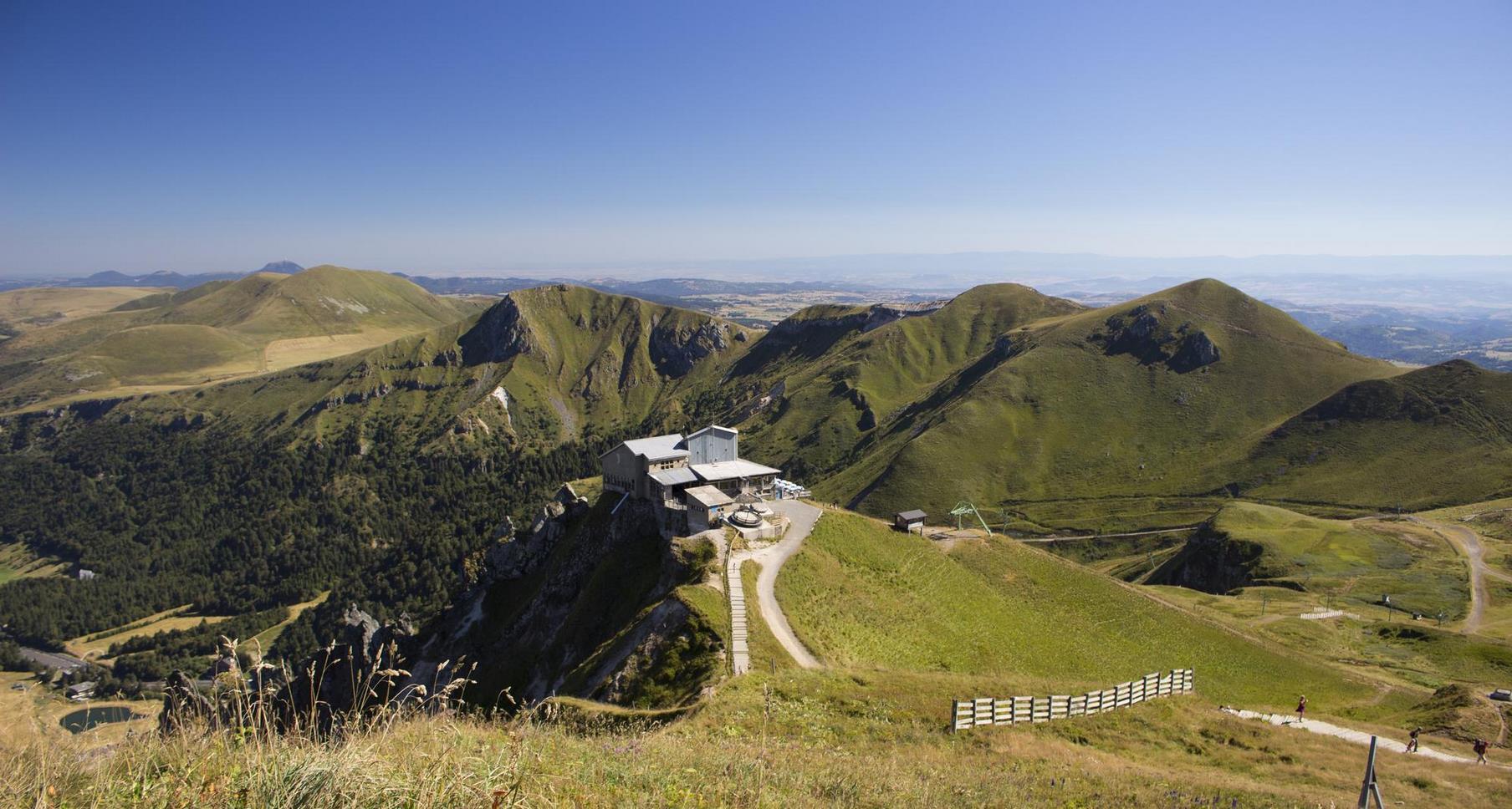 Télépherique du Puy de Sancy avec son Restaurant Panoramique