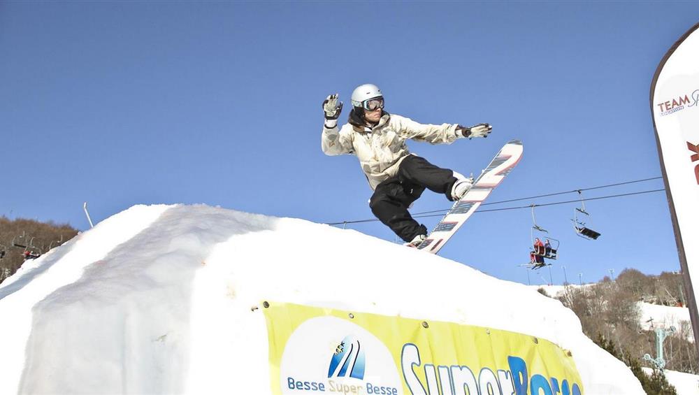 Super Besse - Competition de snowboard a Super Besse