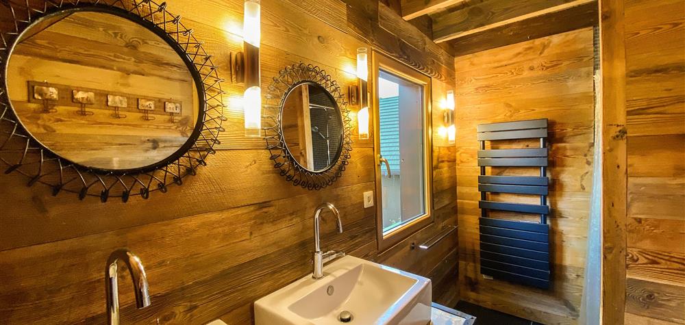 Salle de bain chalet l'Anorak Super Besse
